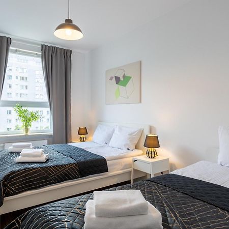 Golden Apartments Warsaw - Big And Bright Stylish Apartments - City Center - Pereca エクステリア 写真