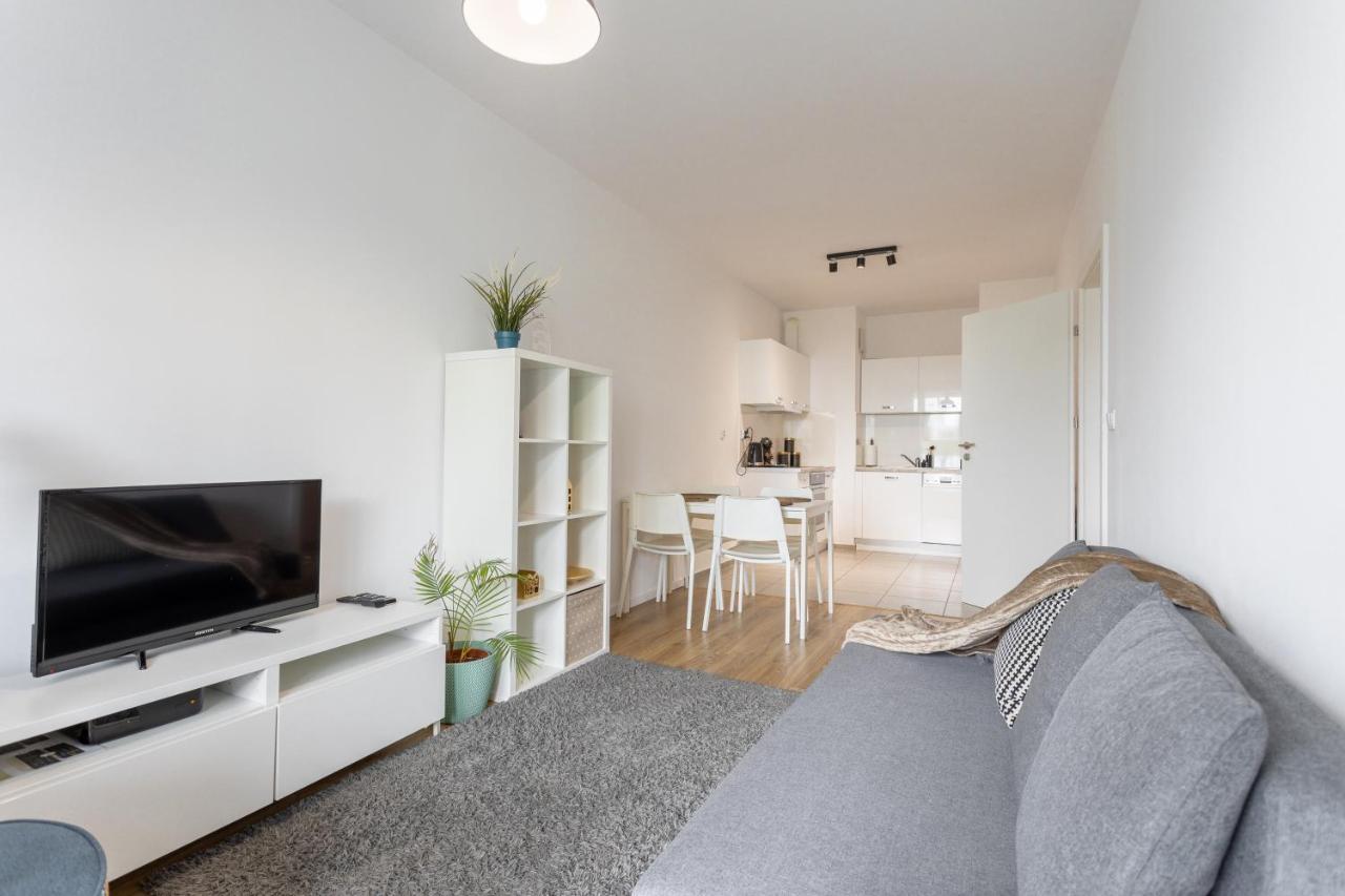 Golden Apartments Warsaw - Big And Bright Stylish Apartments - City Center - Pereca エクステリア 写真