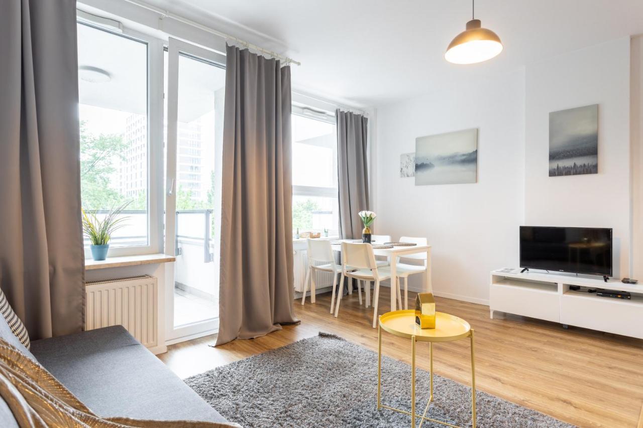 Golden Apartments Warsaw - Big And Bright Stylish Apartments - City Center - Pereca エクステリア 写真