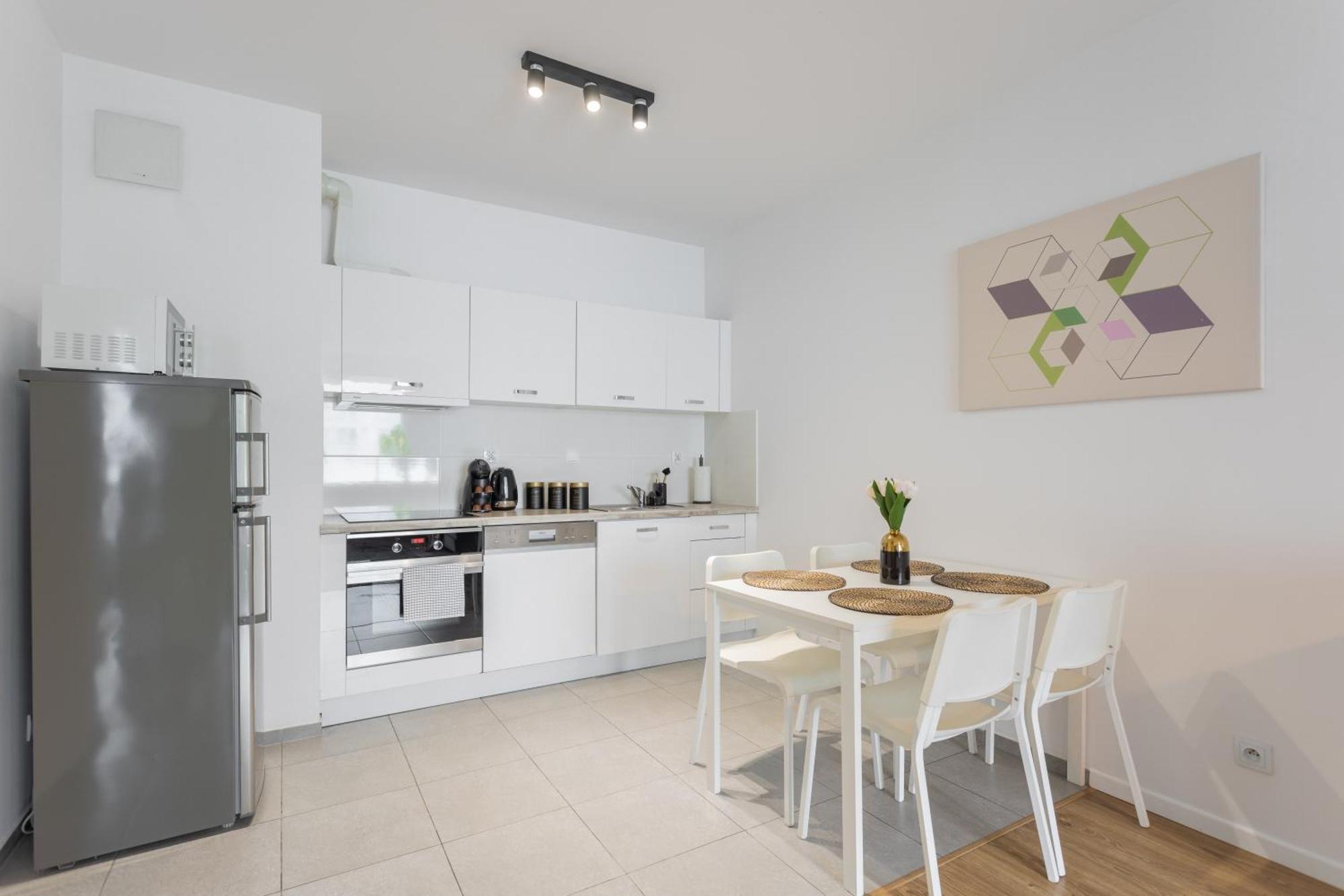 Golden Apartments Warsaw - Big And Bright Stylish Apartments - City Center - Pereca エクステリア 写真