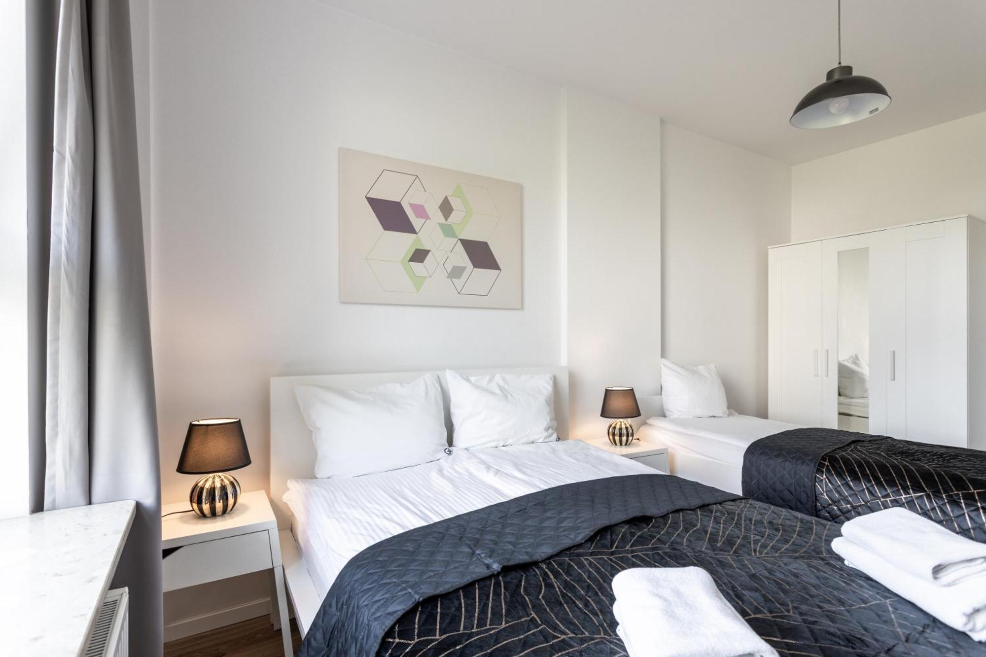Golden Apartments Warsaw - Big And Bright Stylish Apartments - City Center - Pereca エクステリア 写真