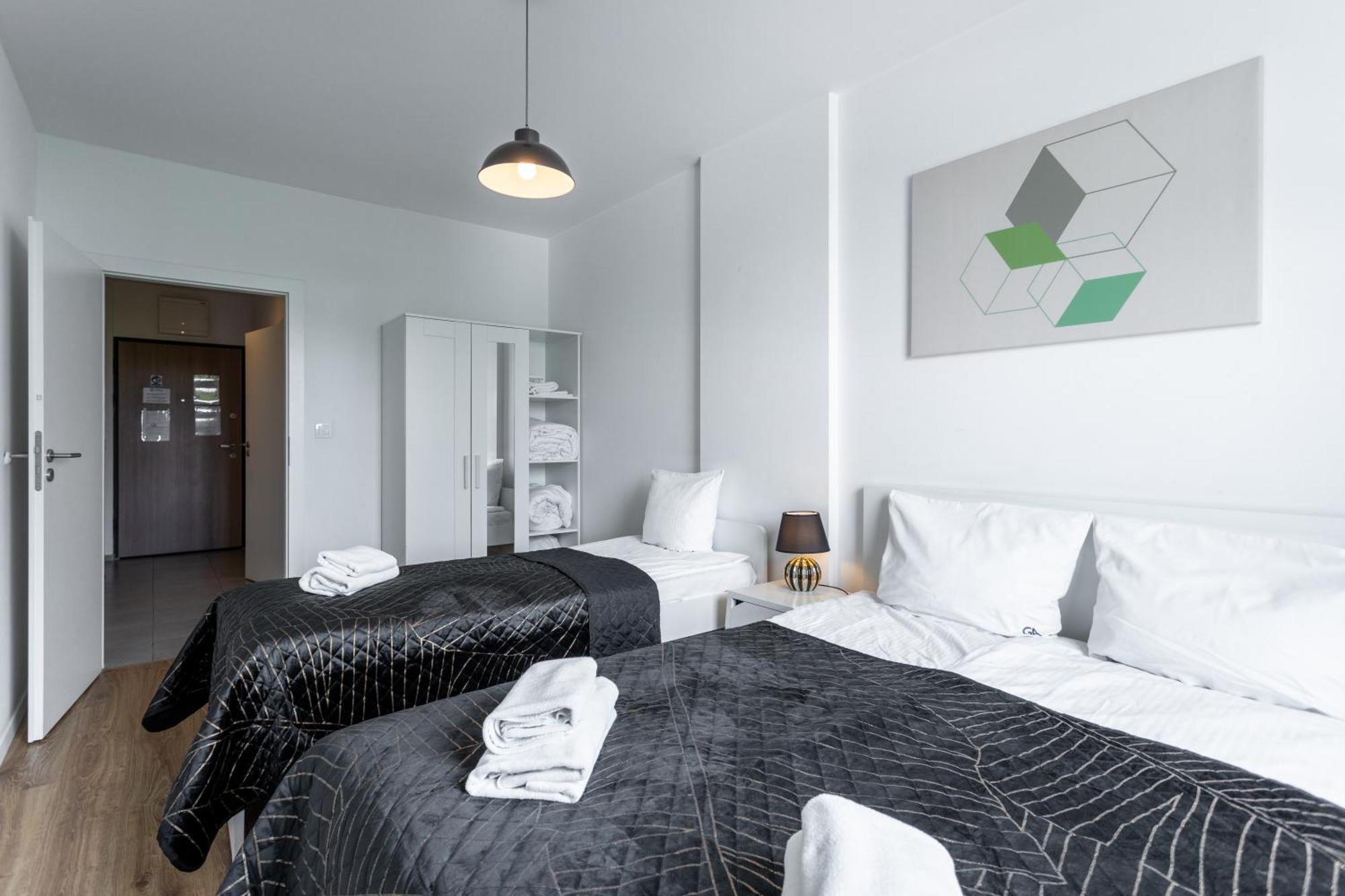 Golden Apartments Warsaw - Big And Bright Stylish Apartments - City Center - Pereca エクステリア 写真